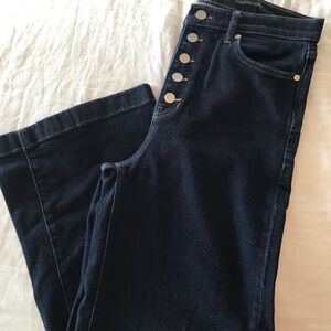 Banana Republic high rise dark rinse wide leg cropped denim jeans.
